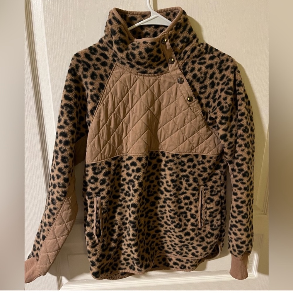 Abercrombie Asymmetrical Snap-up Fleece